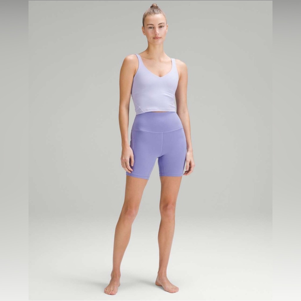 lululemon Align HR Short w/Pockets 6", sz 6
Dark Lavender - Like New